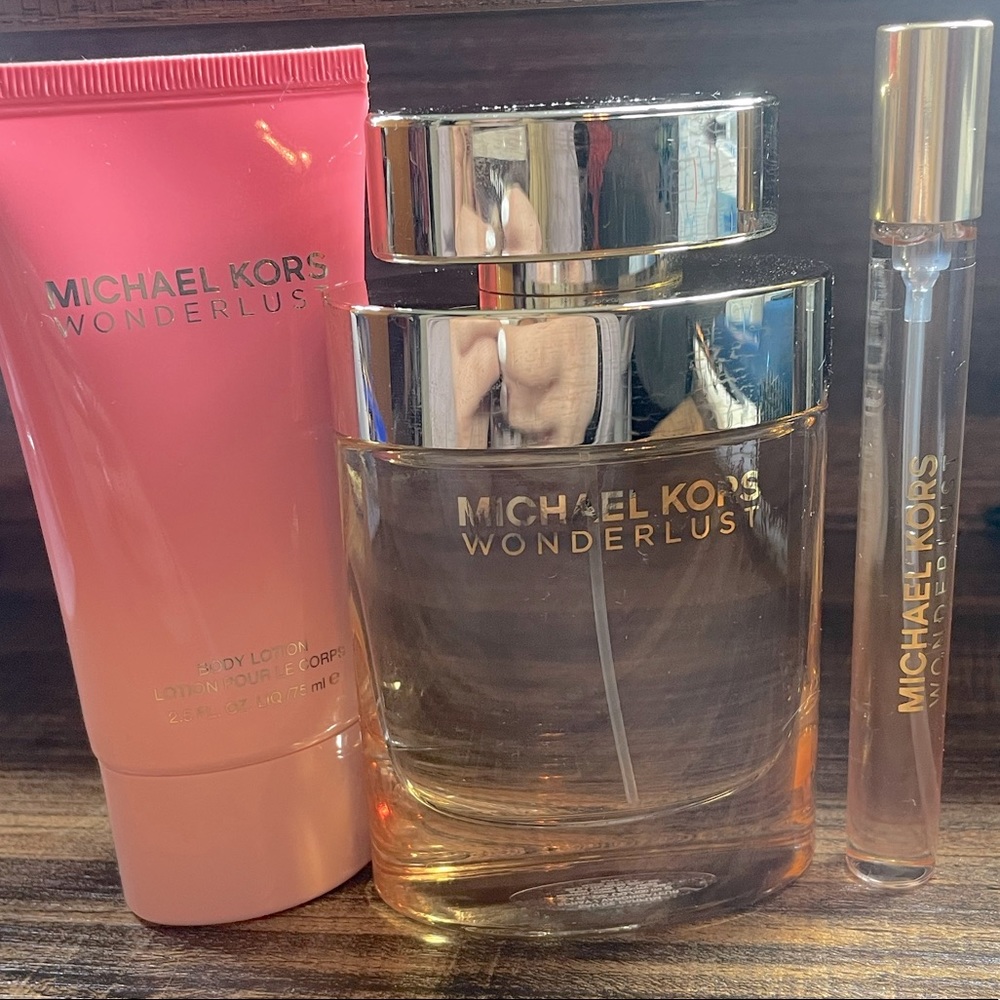 Michael Kors Wonderlust Set of 3